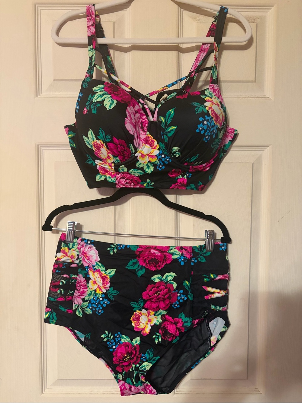 Torrid Floral Longline Bikini Top and High Waist Briefs - Black Pink Size 1X - Picture 3 of 3